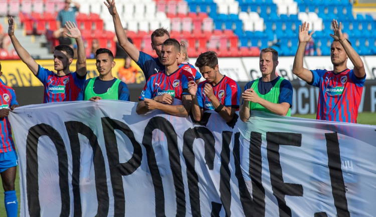 FC Viktoria Plzeň porazila doma Spartu 2:1