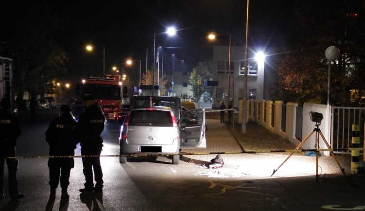 Zastřelil družku před očima jejich malého syna, soud mu vyměřil 16 let