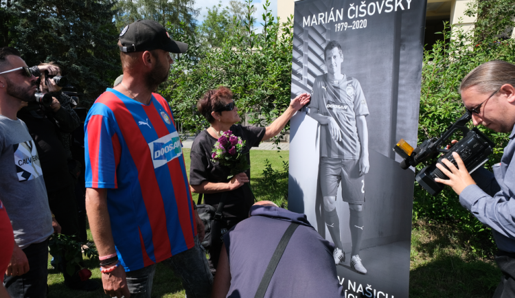 Poslední rozloučení s Mariánem Čišovským