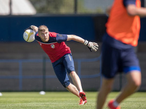 Viktoriáni za sebou mají první trénink po dovolené, poprvé vyzkoušeli nové oblečení