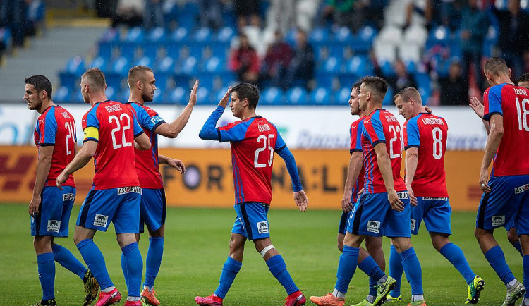 O přípravné utkání Viktorie s Budějovicemi fanoušci nepřijdou, zápas poběží na YouTube