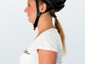 Hlava je jen jedna. Než vyrazíte do provozu, dejte si do pořádku jízdní kolo a cyklistickou přilbu