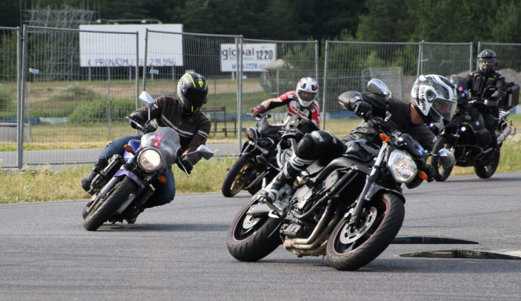 Motorkáři nejčastěji umírají kvůli vysoké rychlosti