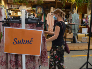 Hromadí se vám ve skříni věci, které nenosíte? Zkuste Swap a pošlete je dál