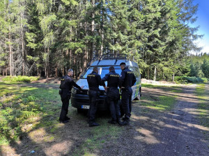 Desítky policistů hledají v terénu na Rokycansku seniora, který se nevrátil do domova