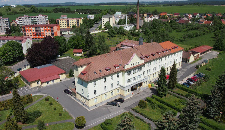 Nákazou covid-19 onemocnělo v Nemocnici Horažďovice už 40 osob