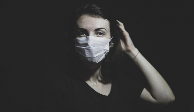 Koronavirus v Česku: V Plzeňském kraji se z onemocnění léčí 181 pacientů