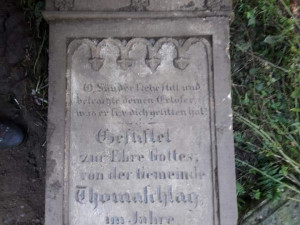 Pomník v zaniklé obci Domaslavičky