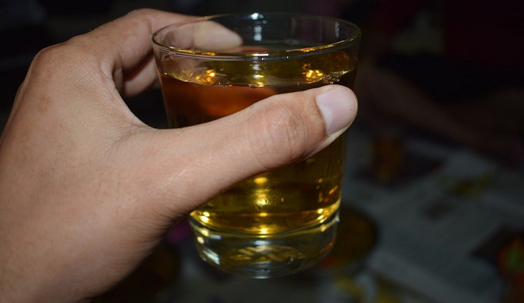 Kontroly zaměřené na prodej alkoholu mladistvým dopadly v Hradci Králové katastrofálně. Ani jeden prodejce neuspěl