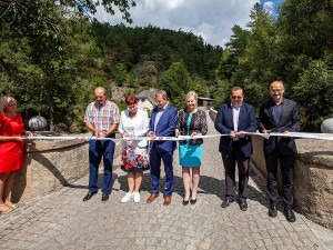 Slavnostní otevření opraveného mostu