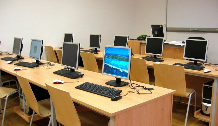 Na zlepšení výuky na školách dá kraj 190 milionů korun