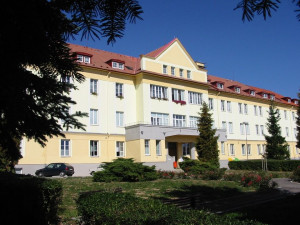Nemocnice Horažďovice už je bez koronavirové nákazy, zákaz návštěv nadále platí