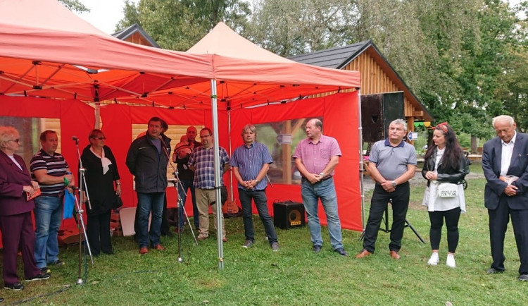 ČSSD cílí v kampani pro krajské volby na seniory, mladé rodiny a zadržování vody v krajině