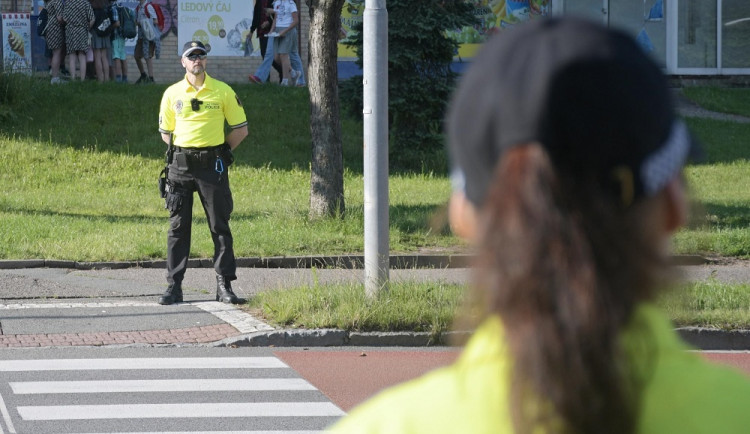 Hradečtí městští strážníci zítra dohlédnou na bezpečné přecházení dětí