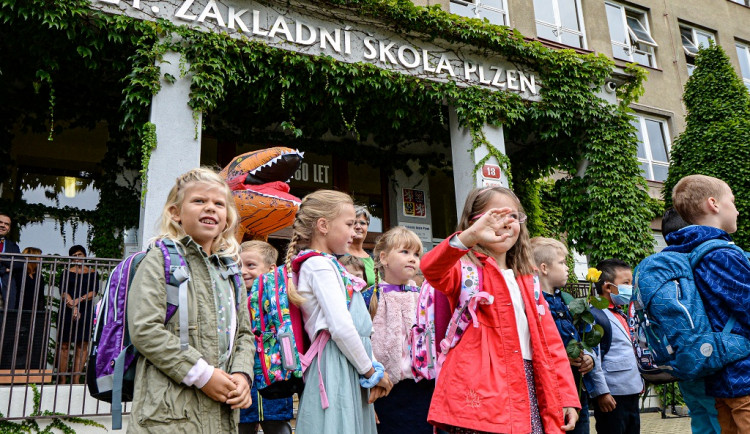 Do plzeňských škol zřizovaných městem nastoupilo dnes 1600 prvňáčků