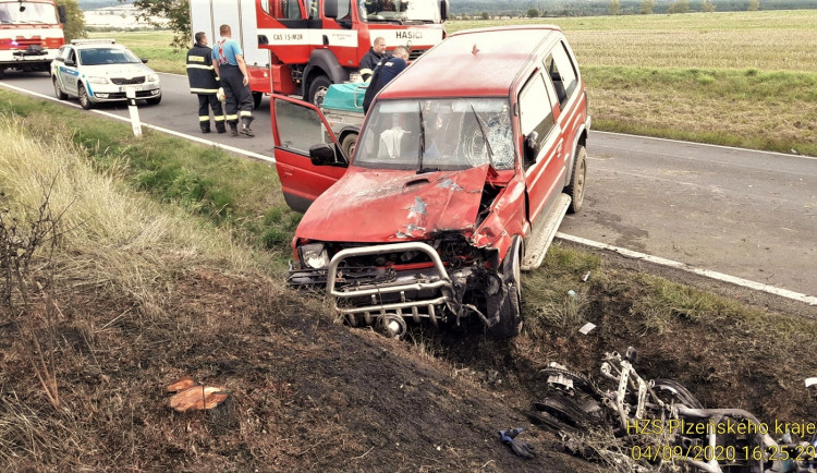Černý pátek motorkářů, během 15 minut se staly v Plzeňském kraji tři těžké nehody, jeden muž zemřel