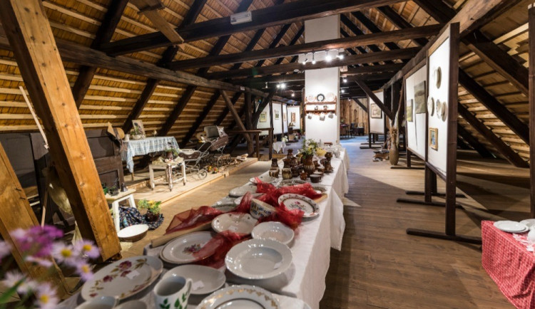 Originální výstava v prostorách Regionálního muzea Nečtiny