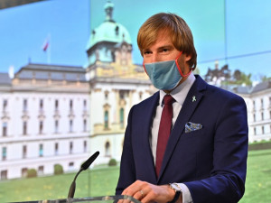 AKTUÁLNĚ: Adam Vojtěch rezignoval na post ministra zdravotnictví