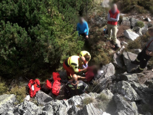 Německá turistka se poblíž Ostrého na Šumavě zřítila ze skály, zasahují čeští záchranáři