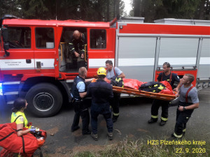 Německá turistka se poblíž Ostrého na Šumavě zřítila ze skály, zasahují čeští záchranáři