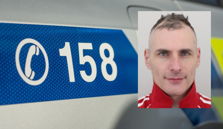 Neviděl někdo muže na snímku?