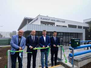 Skončila další etapa rekonstrukce bazénu na Slovanech, návštěvníky čeká větší komfort