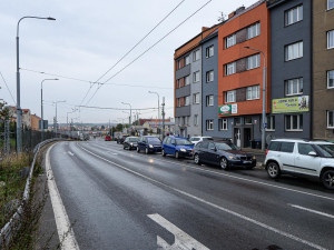 Další dopravní komplikace, ve středu začíná rekonstrukce ulice U Trati