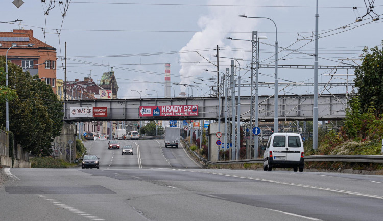 Ulici U Trati čeká rozsáhlá oprava