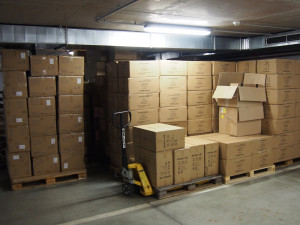 Respirátory už hasiči rozvážejí pro potřeby pedagogů i zaměstnanců škol v regionu