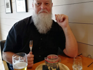 Lumír Aschenbrenner (ODS) obhájil křeslo v Senátu a v duelu porazil Daniela Kůse (Piráti)