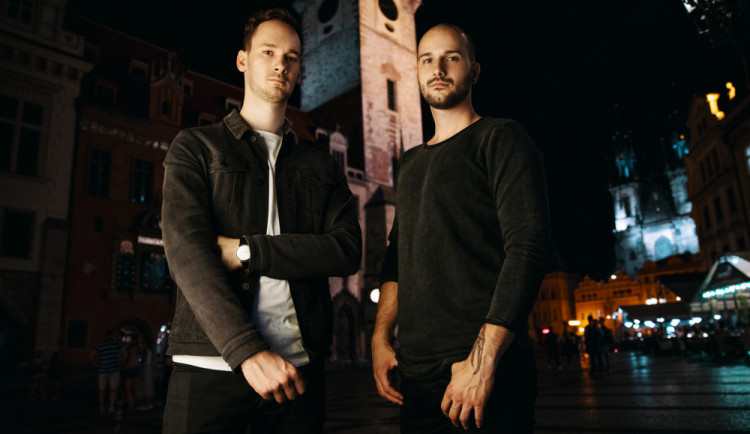 size4-1603288134172-207-drogy-i-mnozirny-zvirat-investigativni-reporteri-klesnil-a-fiala-spousti-internetovou-televizi