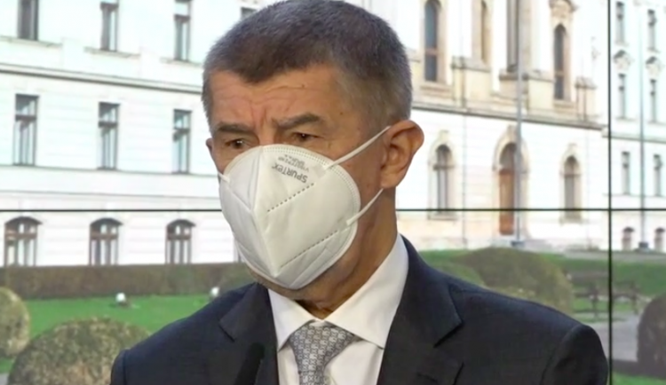 Pokud se nestane zázrak, vláda bude muset přitvrdit omezení, konstatoval Babiš