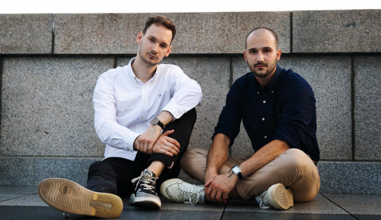 size4-16044960594883-139-prvni-meta-splnena-na-vznik-nove-investigativni-internetove-televize-se-zatim-vybralo-pres-700-tisic