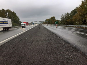 Po půl roce končí opravy pravého pásu dálnice D5 mezi Rokycany a Mýtem v délce 14 km