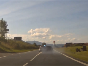 Drogový dealer, kterého policista zastavil bravurním zákrokem při divoké honičce, zásoboval prostitutky pervitinem