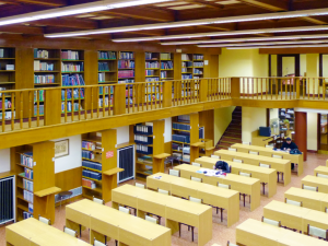 Největší plzeňské knihovny připravují otevření výdejových okének na knihy