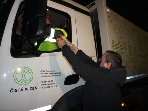 Vedení plzeňské„Trojky“ osobně poděkovalo za nasazení lidem v první linii