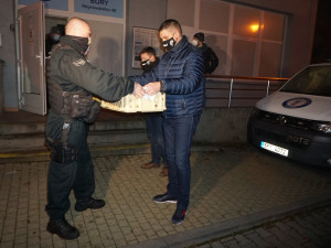 Vedení plzeňské„Trojky“ osobně poděkovalo za nasazení lidem v první linii