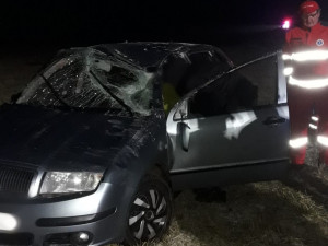 Záchranáři zasahují u nehody poblíž Malých Hydčic na Klatovsku