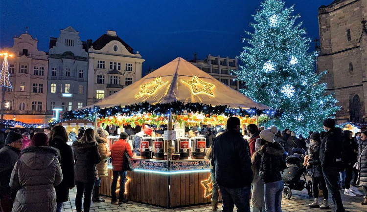 Dnes naposledy vánoční trhy se svařákem