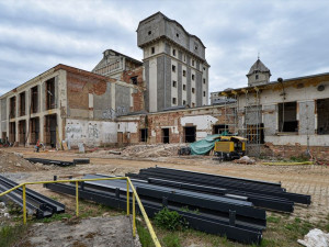 Staveniště TechTower v objektu bývalého pivovaru Světovar