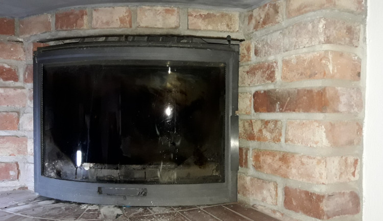 Velké manévry ve školce na Klatovsku, na místo vyrazil i evakuační autobus