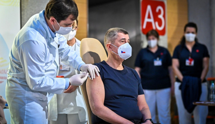 Babiš: Vládního zmocněnce pro očkování Česko mít nebude