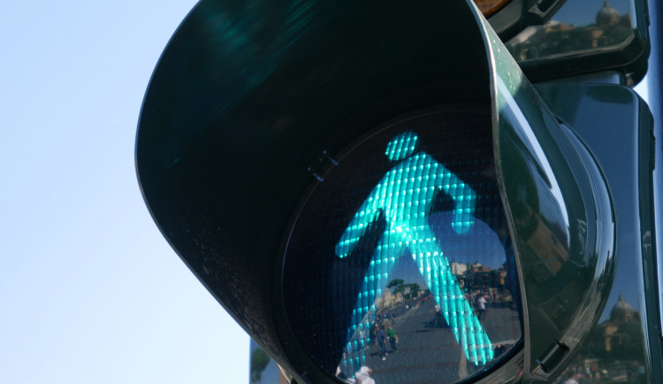 traffic-light-1024768_1920