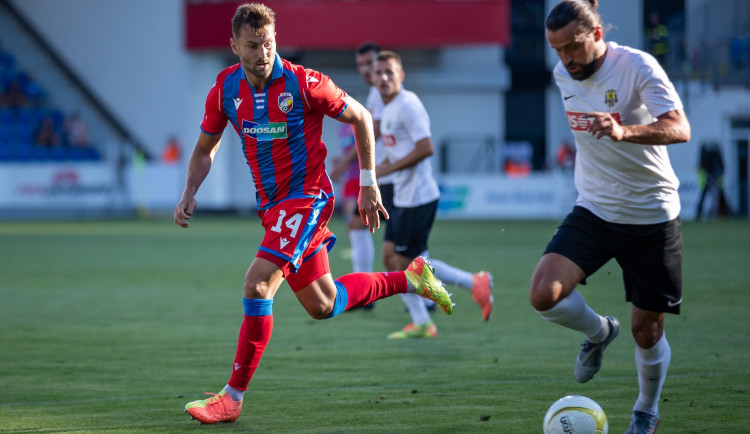 Změny v kádru FC Viktoria Plzeň, trojice hráčů odchází na hostování do jiných klubů