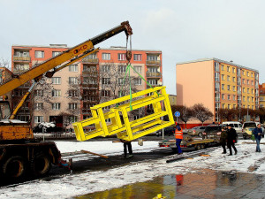 Ocelovou Věž pro Jana Palacha vztyčil v Klatovech sochař Václav Fiala