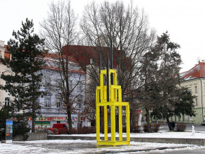 Ocelovou Věž pro Jana Palacha vztyčil v Klatovech sochař Václav Fiala