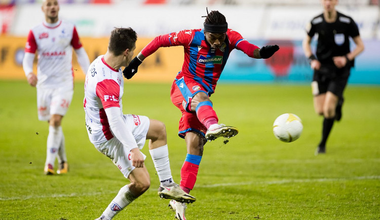 Viktoriáni porazili při prvním domácím utkání roku 2021 nováčka z Pardubic 2:0