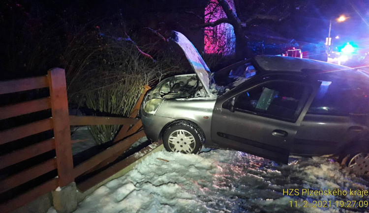 Nehoda u obce Dobřív