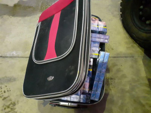 Celníci zadrželi u hranic dvě rumunské dodávky s nelegálním nákladem cigaret